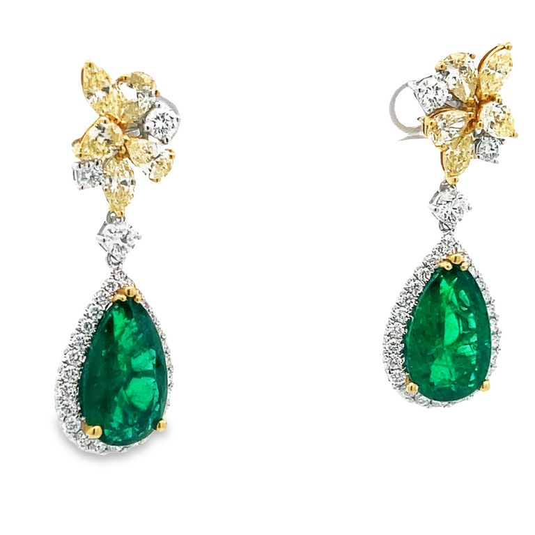 Green Emerald 8.19CT Yellow D. 2.07CT White D. 1.45CT Drop Fancy Earrings 18KW