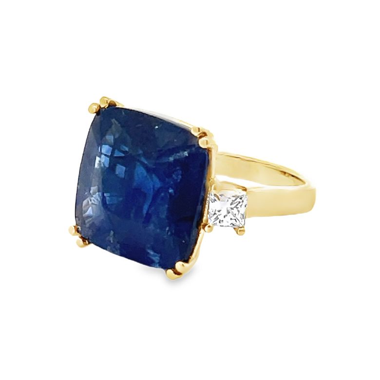 Three Stone Radiant Sapphire 17.47CT & Princess Diamond 0.74CT Ring 18K Yellow G