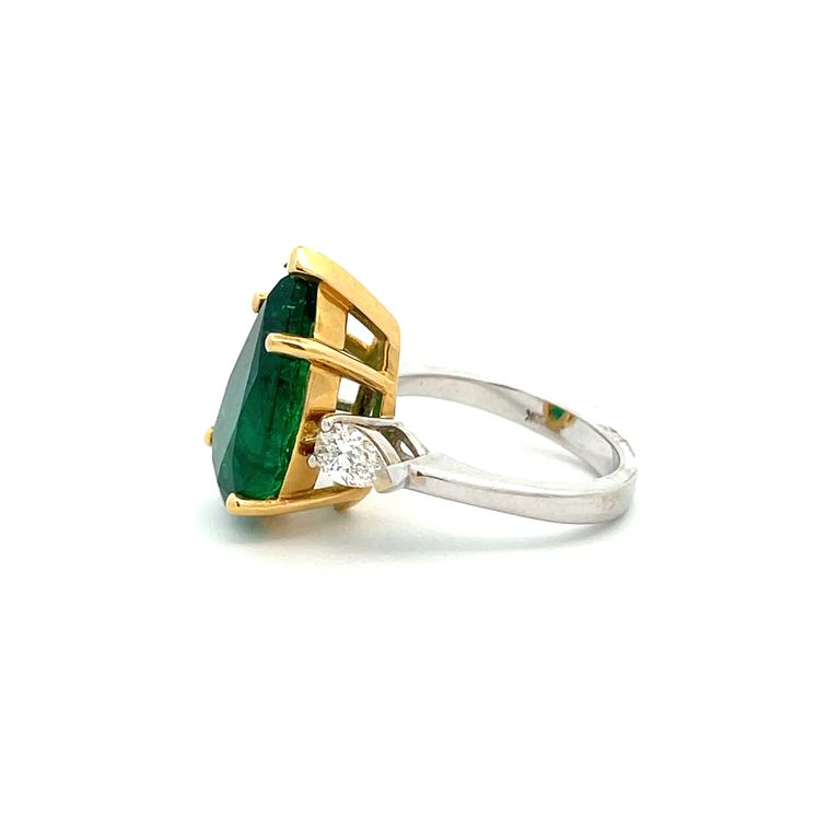 Three Stone Green Emerald & White Diamond Ring 7.49CT 18K Two Tone Gold